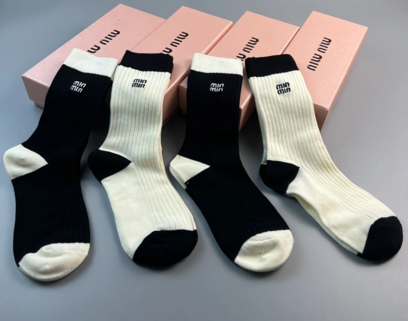 Miu Miu Socks Cozy 274416