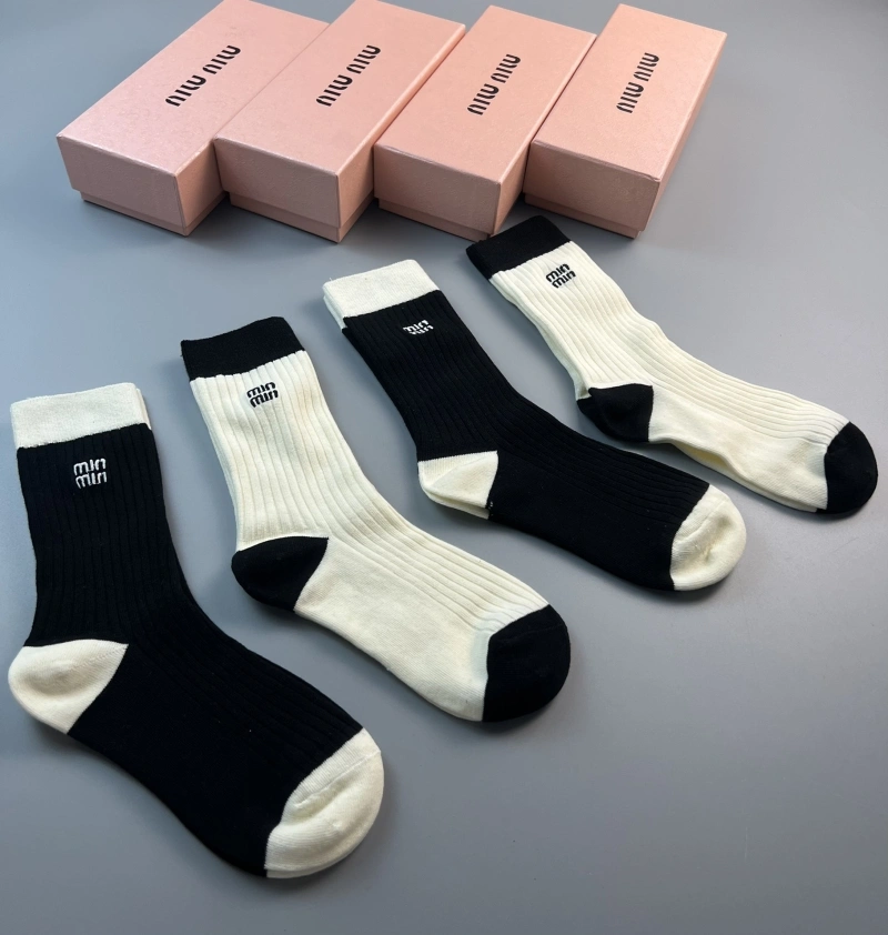 Miu Miu Socks Cozy 274416