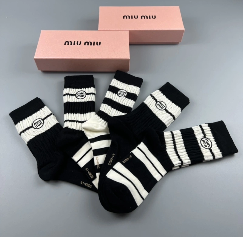 Miu Miu Socks Contemporary 274411