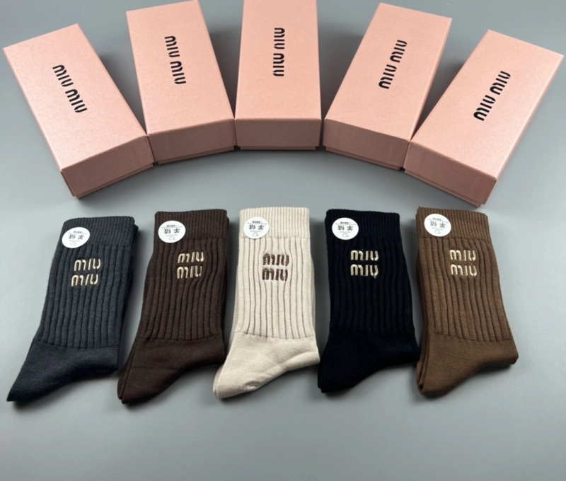 Miu Miu Socks Sleek 274436