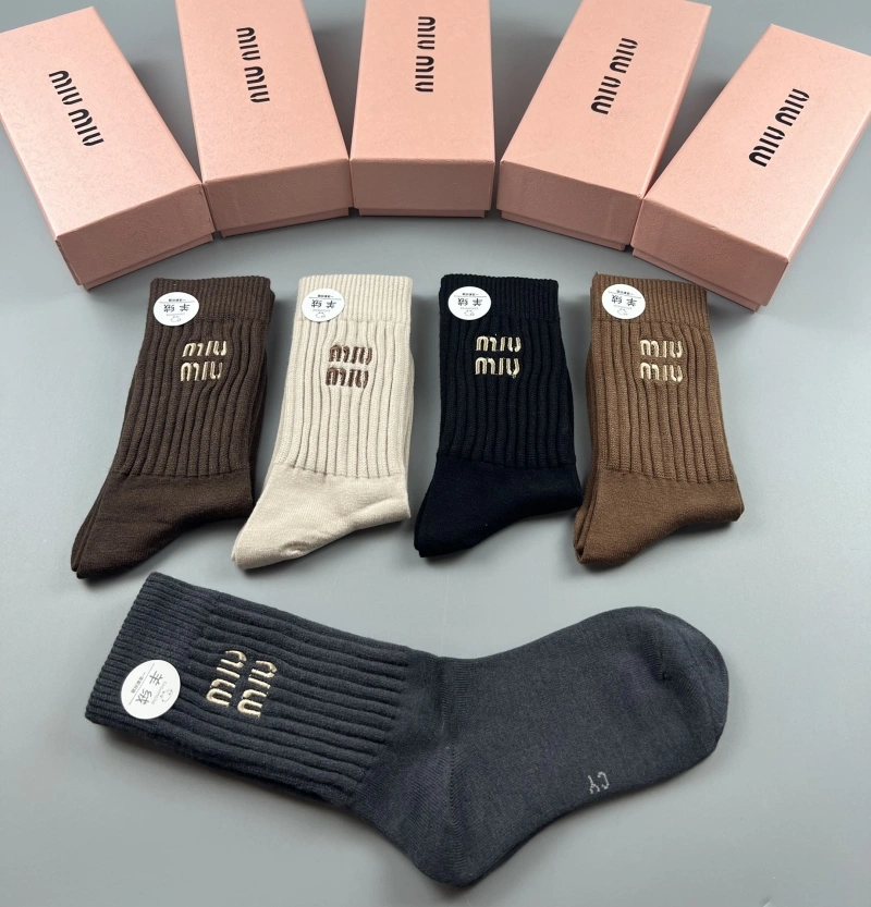 Miu Miu Socks Sleek 274436