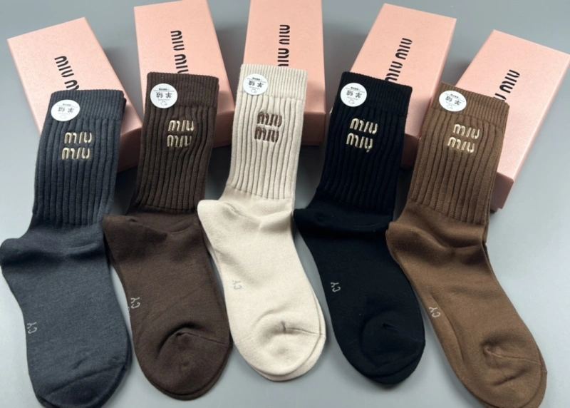 Miu Miu Socks Sleek 274436