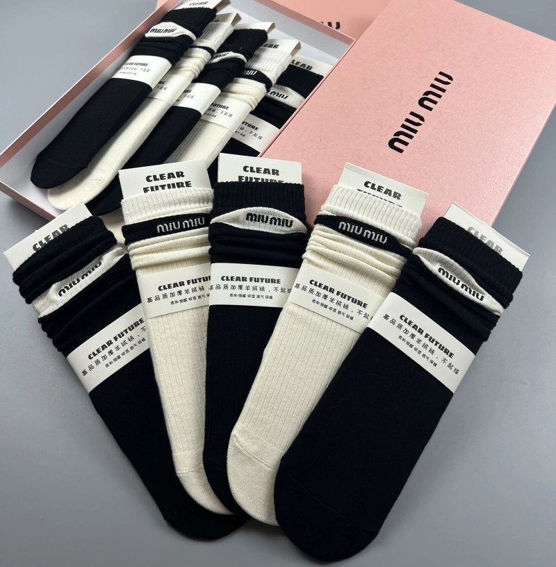UrbanStyle Miu Miu Socks 274412