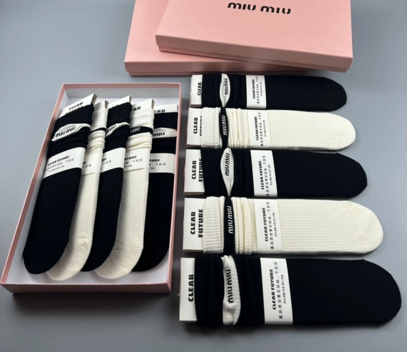 UrbanStyle Miu Miu Socks 274412