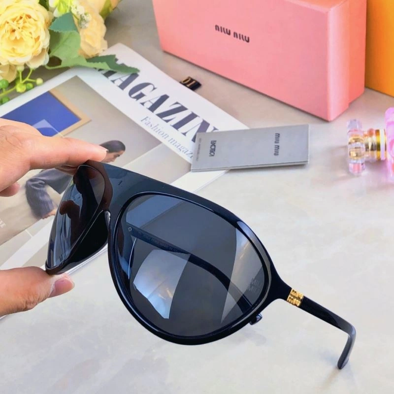 Miu Miu Sunglasses MultiPurpose 281502