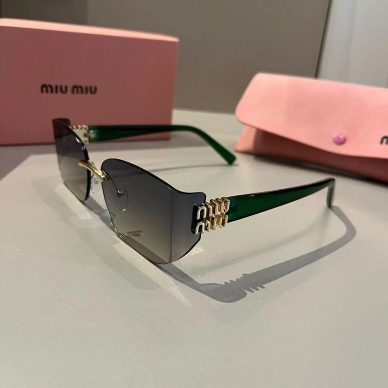 Modern Miu Miu Sunglasses 281480