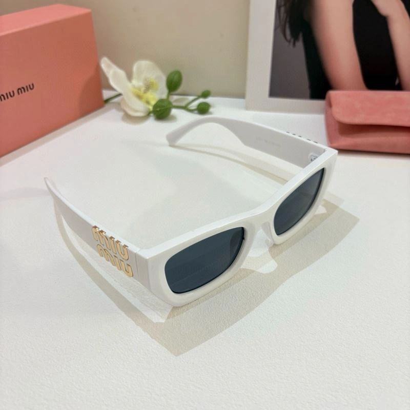 StreetReady Miu Miu Sunglasses 281486