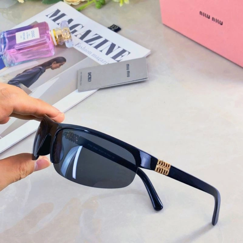 Miu Miu Sunglasses Breathable 281491
