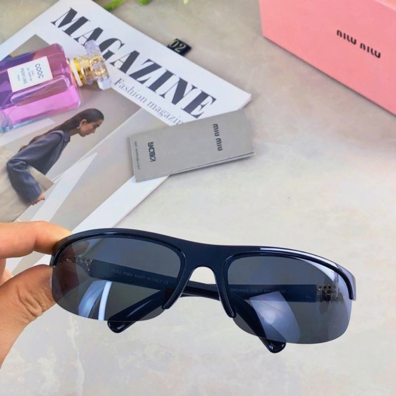 Miu Miu Sunglasses Breathable 281491