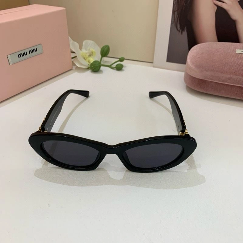 Miu Miu Sunglasses Resilient 281485