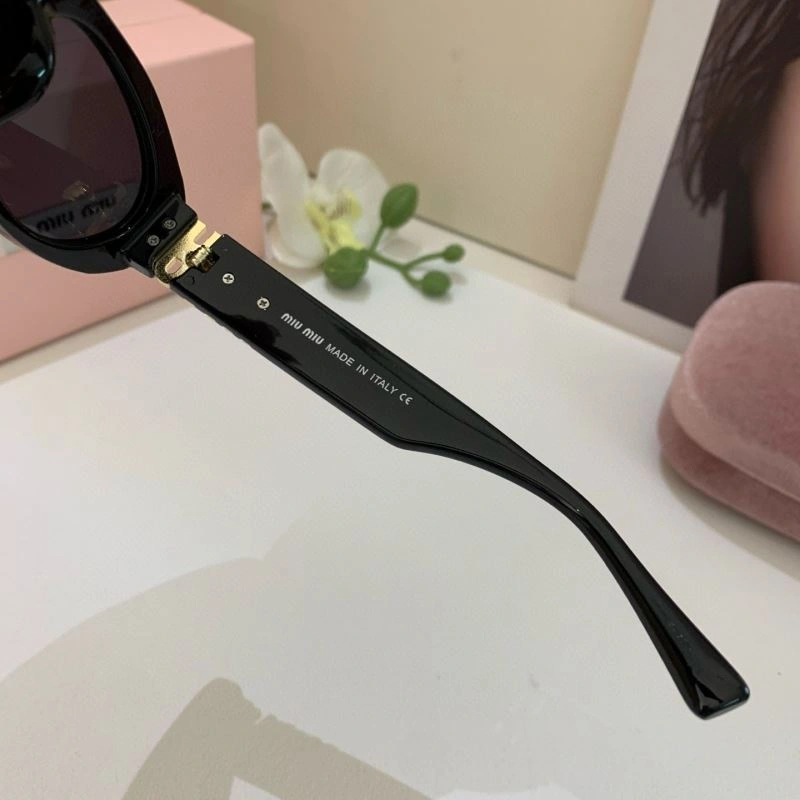 Miu Miu Sunglasses Resilient 281485