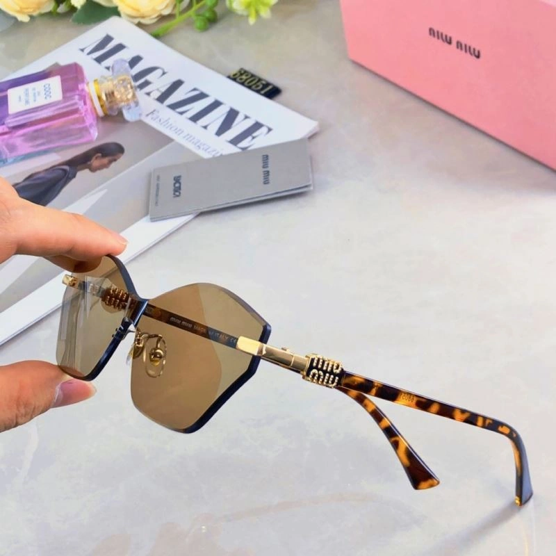 Miu Miu Sunglasses Youthful 281497