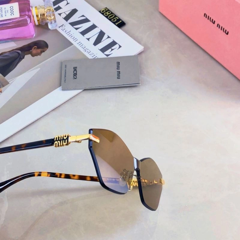 Miu Miu Sunglasses Youthful 281497
