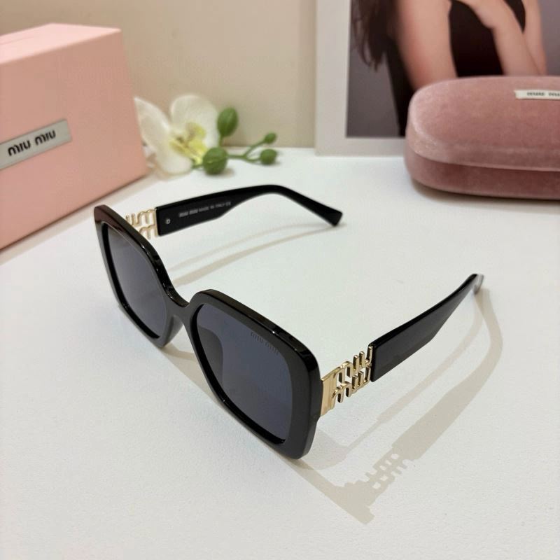 Miu Miu Sunglasses Packable 281488