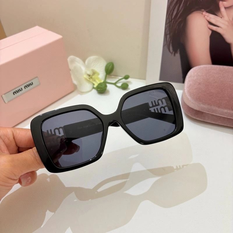 Miu Miu Sunglasses Packable 281488