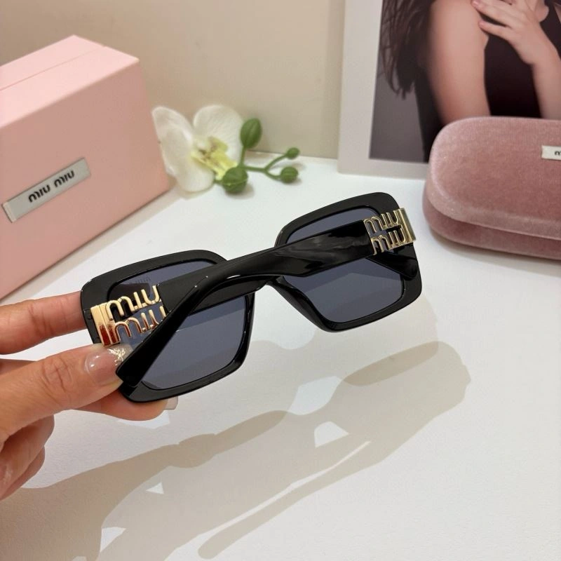 Miu Miu Sunglasses Packable 281488