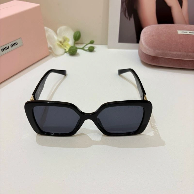 Miu Miu Sunglasses Packable 281488
