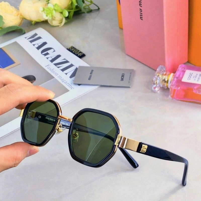 DailyWear Miu Miu Sunglasses 281501