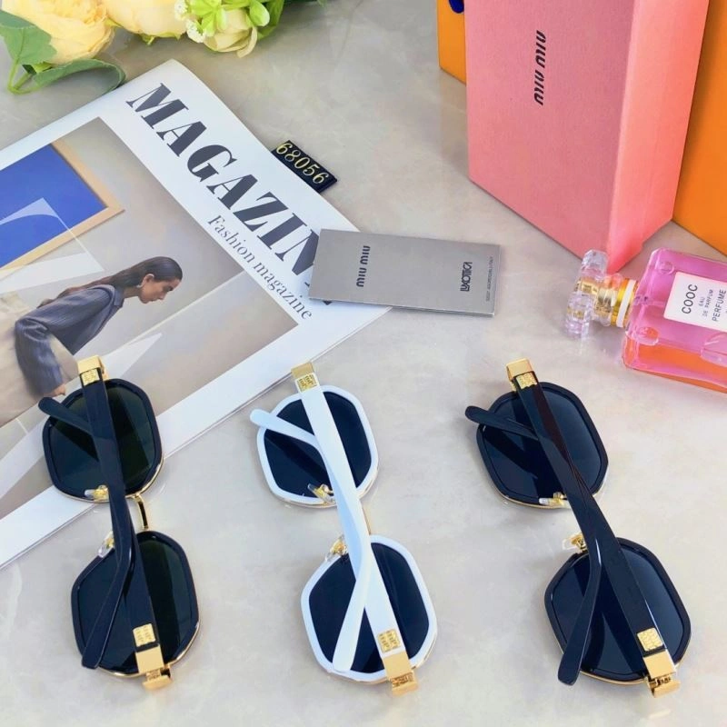 DailyWear Miu Miu Sunglasses 281501