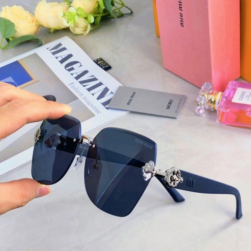 Miu Miu Sunglasses WaterResistant 281479