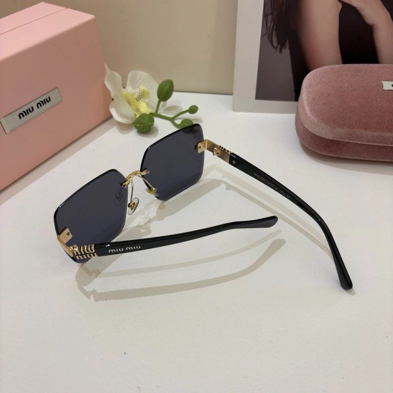 Miu Miu Sunglasses Breathable 281475