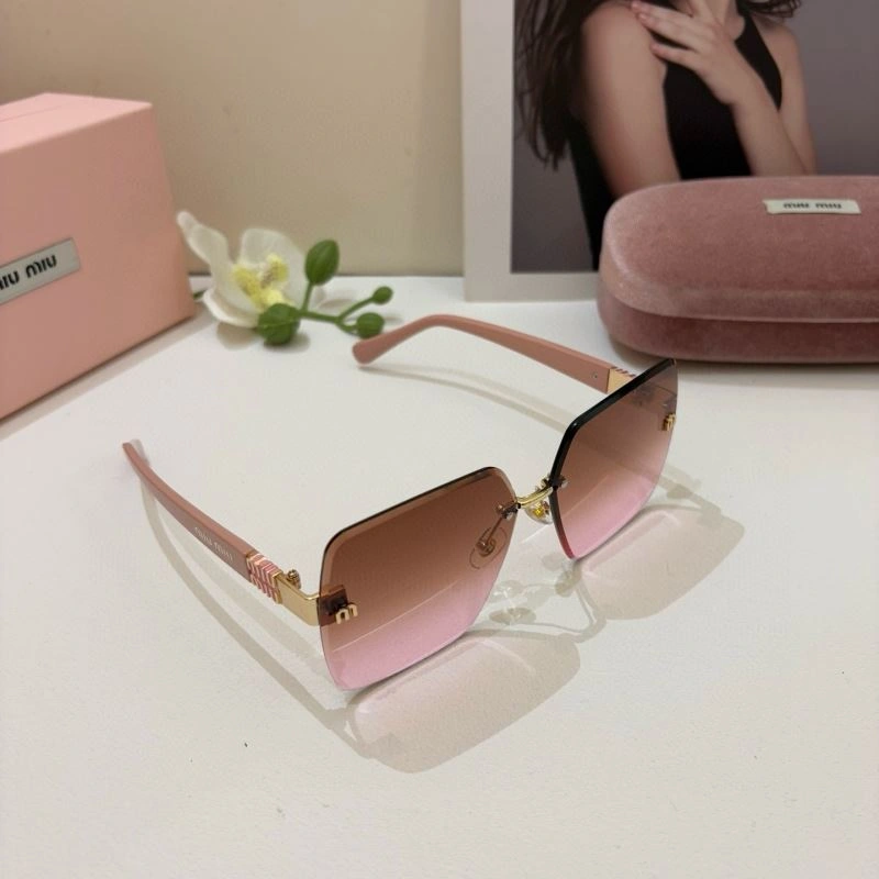 Miu Miu Sunglasses HighPerformance 281473