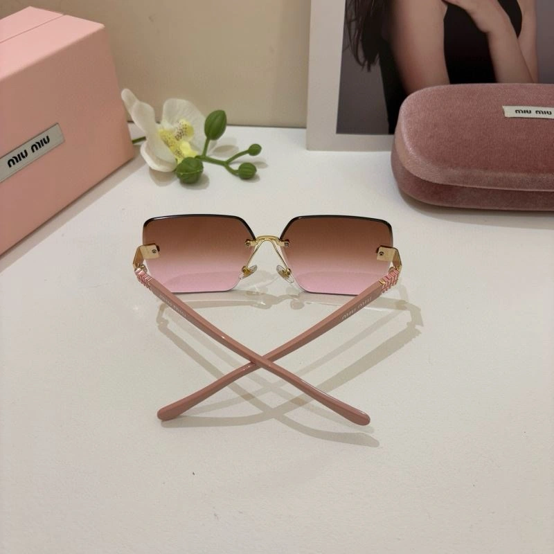 Miu Miu Sunglasses HighPerformance 281473