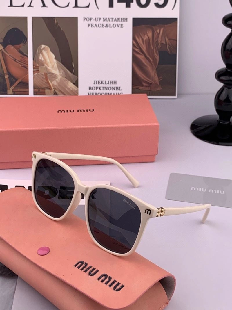 Miu Miu Sunglasses Youthful 281470