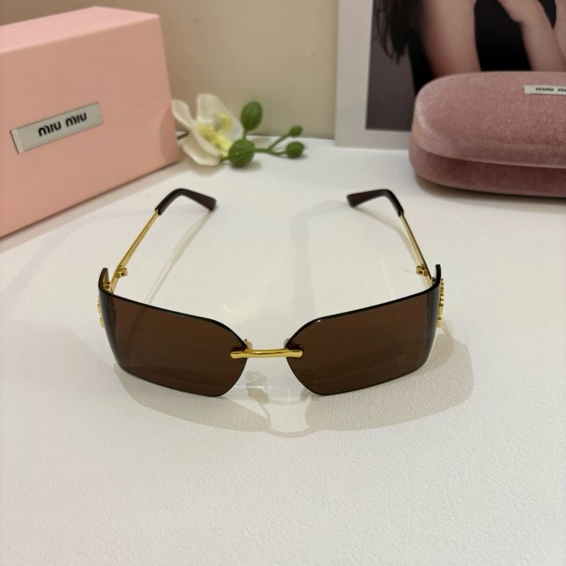 Miu Miu Sunglasses Lightweight 281442