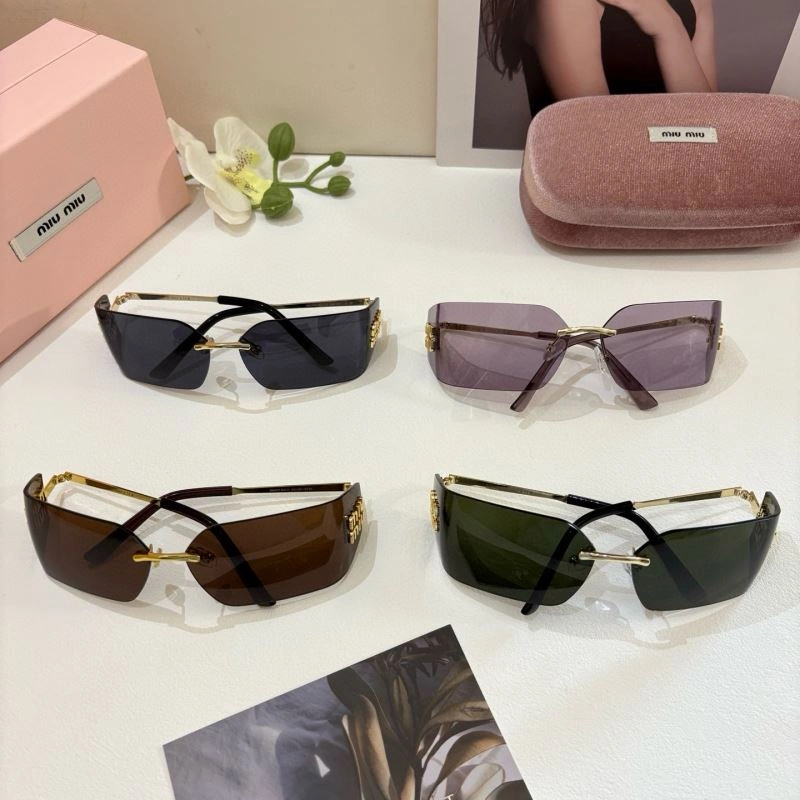 Miu Miu Sunglasses Lightweight 281442