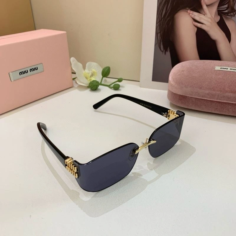 AllSeason Miu Miu Sunglasses 281435