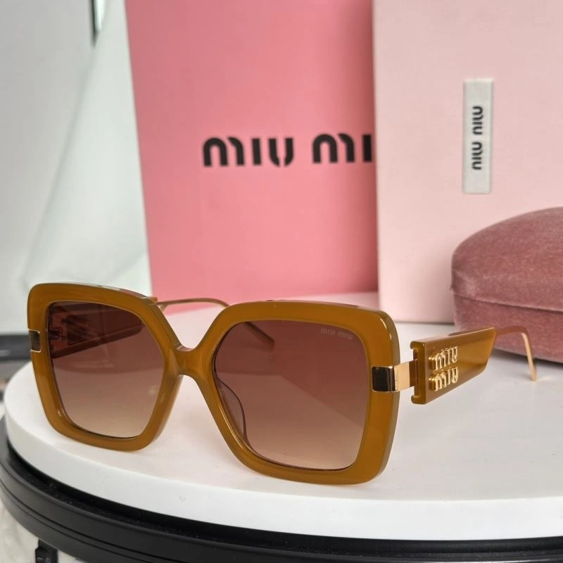 Compact Miu Miu Sunglasses 281448