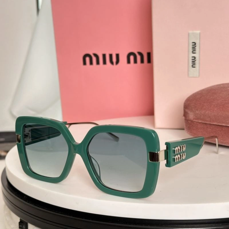 Compact Miu Miu Sunglasses 281448