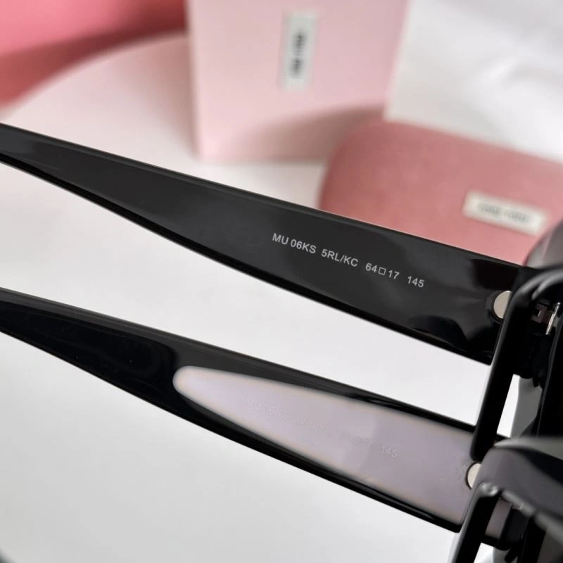 FastDry Miu Miu Sunglasses 281439