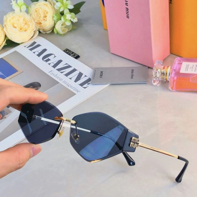 Attractive Miu Miu Sunglasses 281458