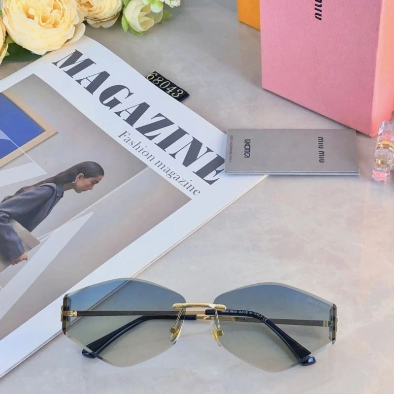 Attractive Miu Miu Sunglasses 281458