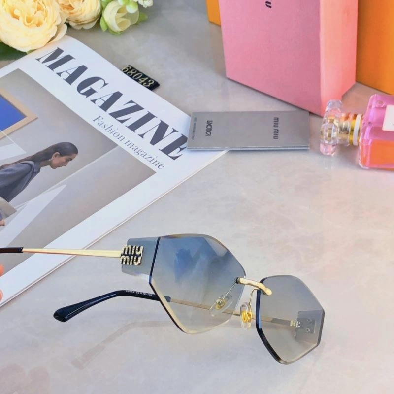 Attractive Miu Miu Sunglasses 281458