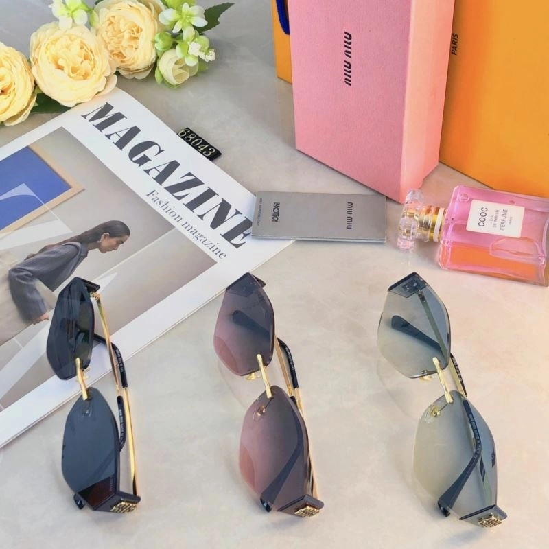 Attractive Miu Miu Sunglasses 281458