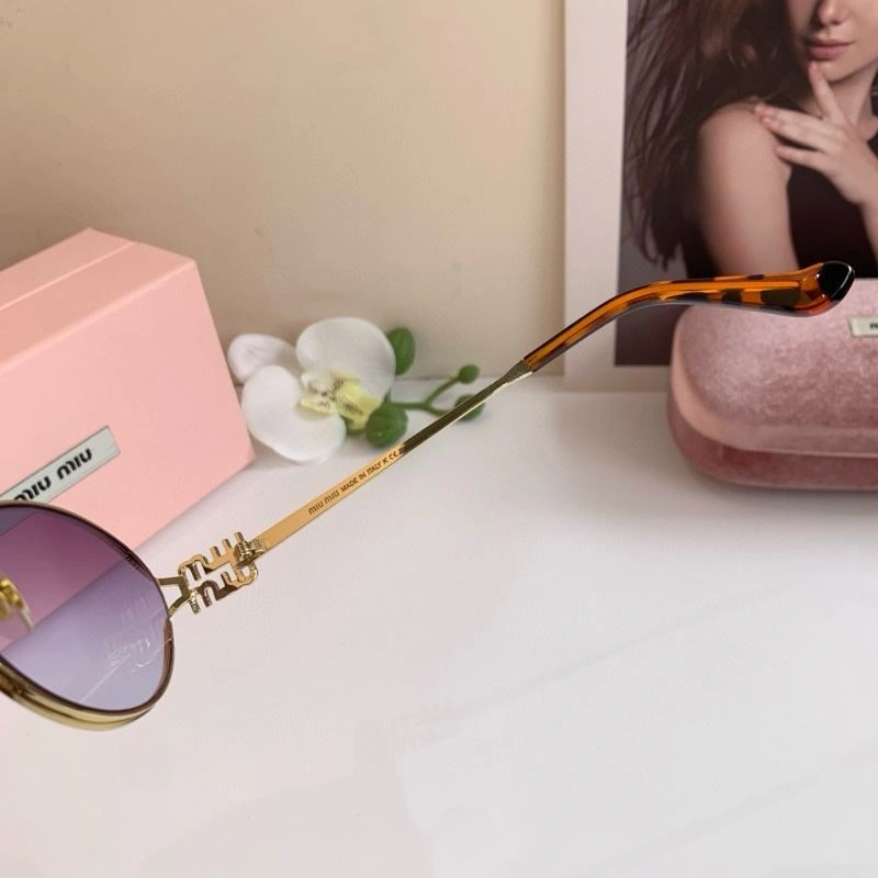 Miu Miu Sunglasses Snug 281440