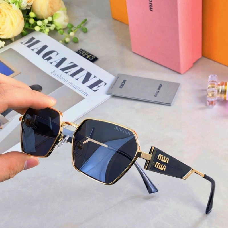 Miu Miu Sunglasses Fashionable 281456