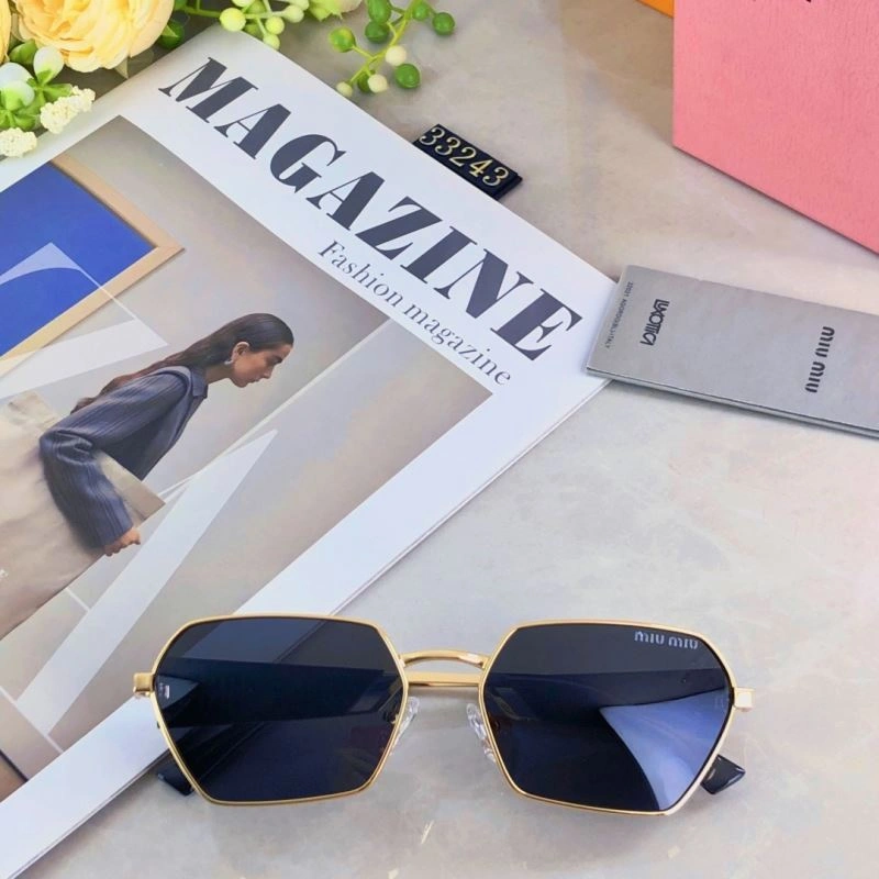 Miu Miu Sunglasses Fashionable 281456