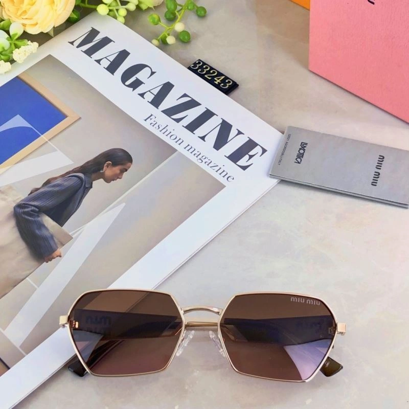Miu Miu Sunglasses Fashionable 281456