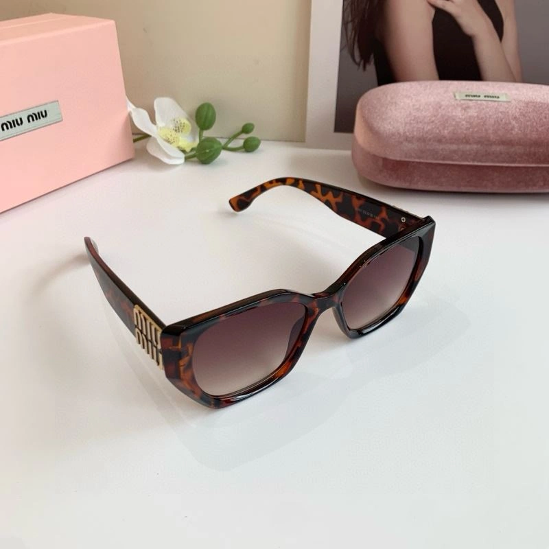 Miu Miu Sunglasses UrbanChic 281451