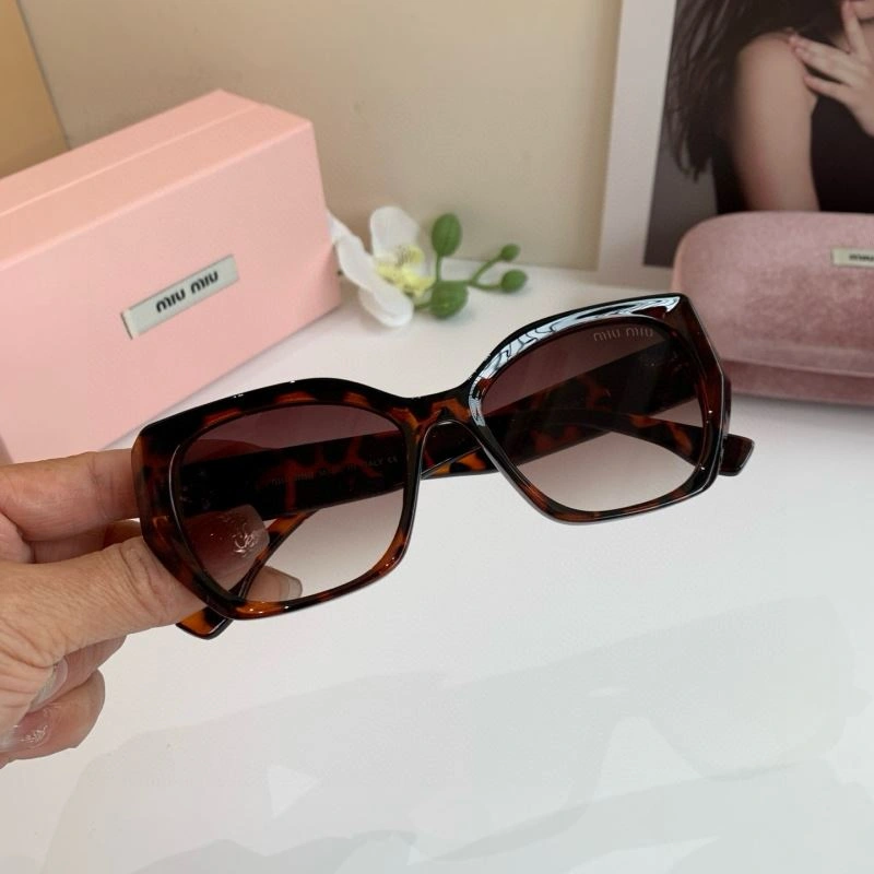 Miu Miu Sunglasses UrbanChic 281451