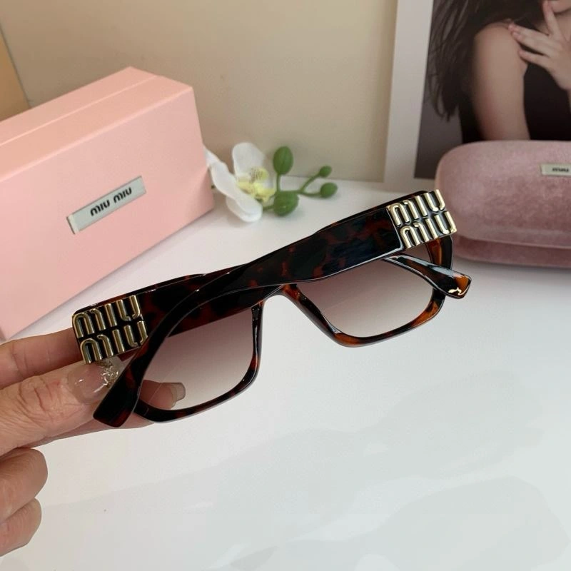 Miu Miu Sunglasses UrbanChic 281451