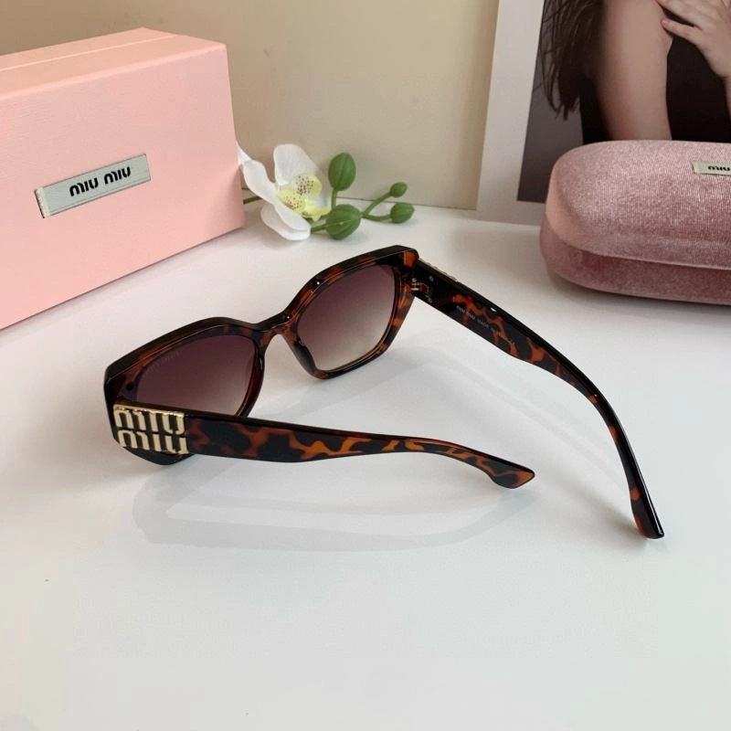 Miu Miu Sunglasses UrbanChic 281451