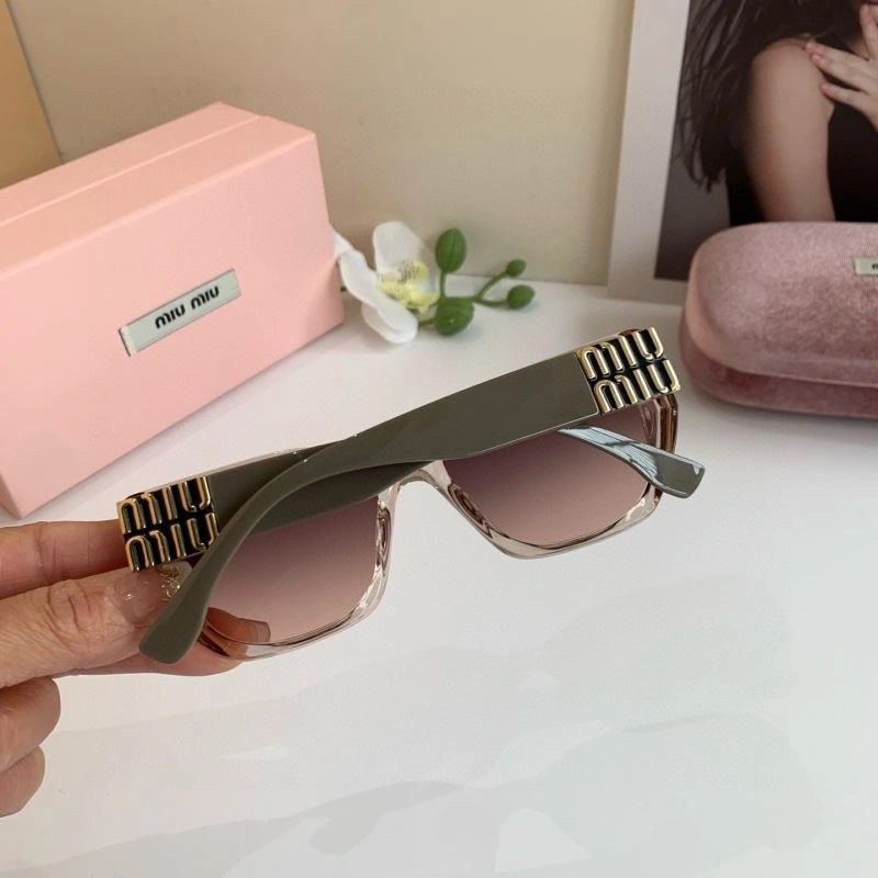 Practical Miu Miu Sunglasses 281443