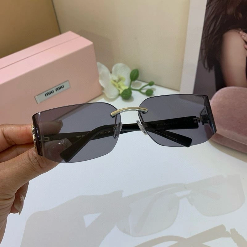 Trendy Miu Miu Sunglasses 281444