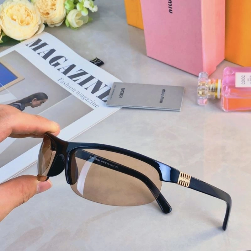 Miu Miu Sunglasses Popular 281452