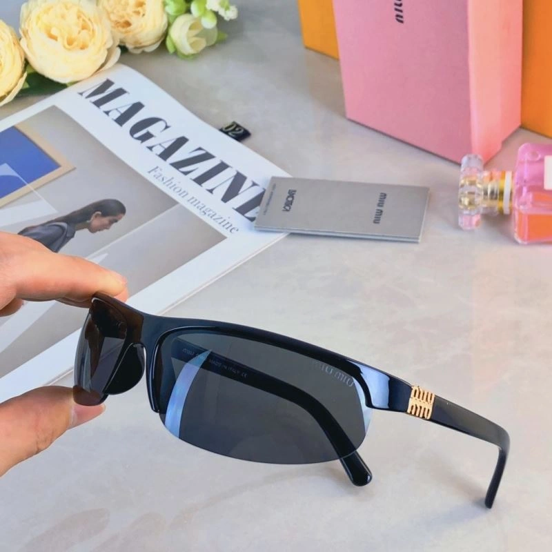 Miu Miu Sunglasses Popular 281452